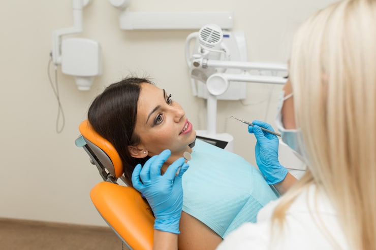 what is the difference between a dental checkup and a dental cleaning?